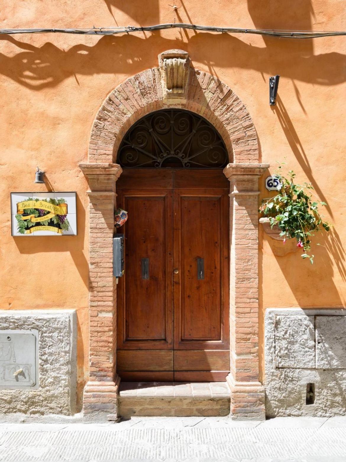 Guesthouse Da Idolina Dal 1946 Μονταλτσίνο Εξωτερικό φωτογραφία